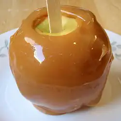 Caramel-coated apple