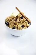 Oatmeal with blueberries
