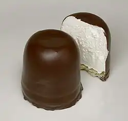 Confection made of chocolate-dipped marshmallow